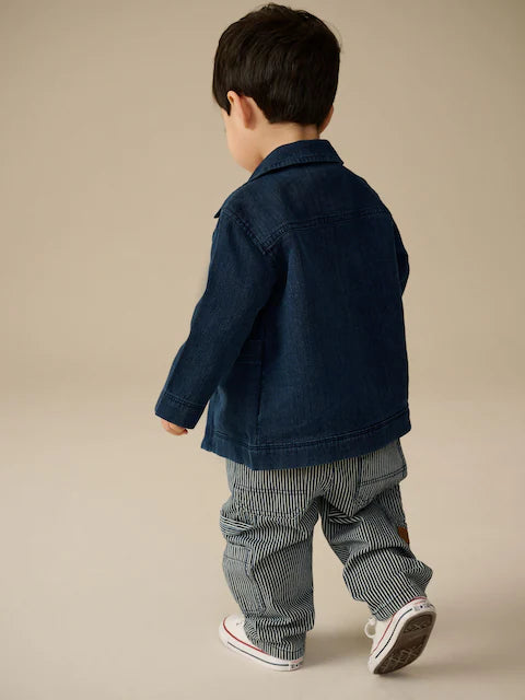 Navy/Ochre Shacket T-Shirt and Jeans