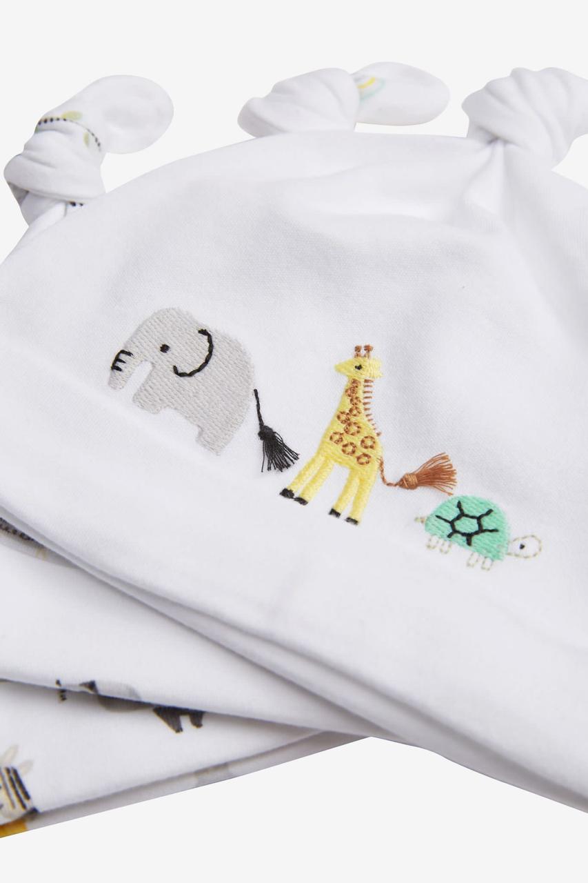 Jungle Safari white Pack of 3 caps.