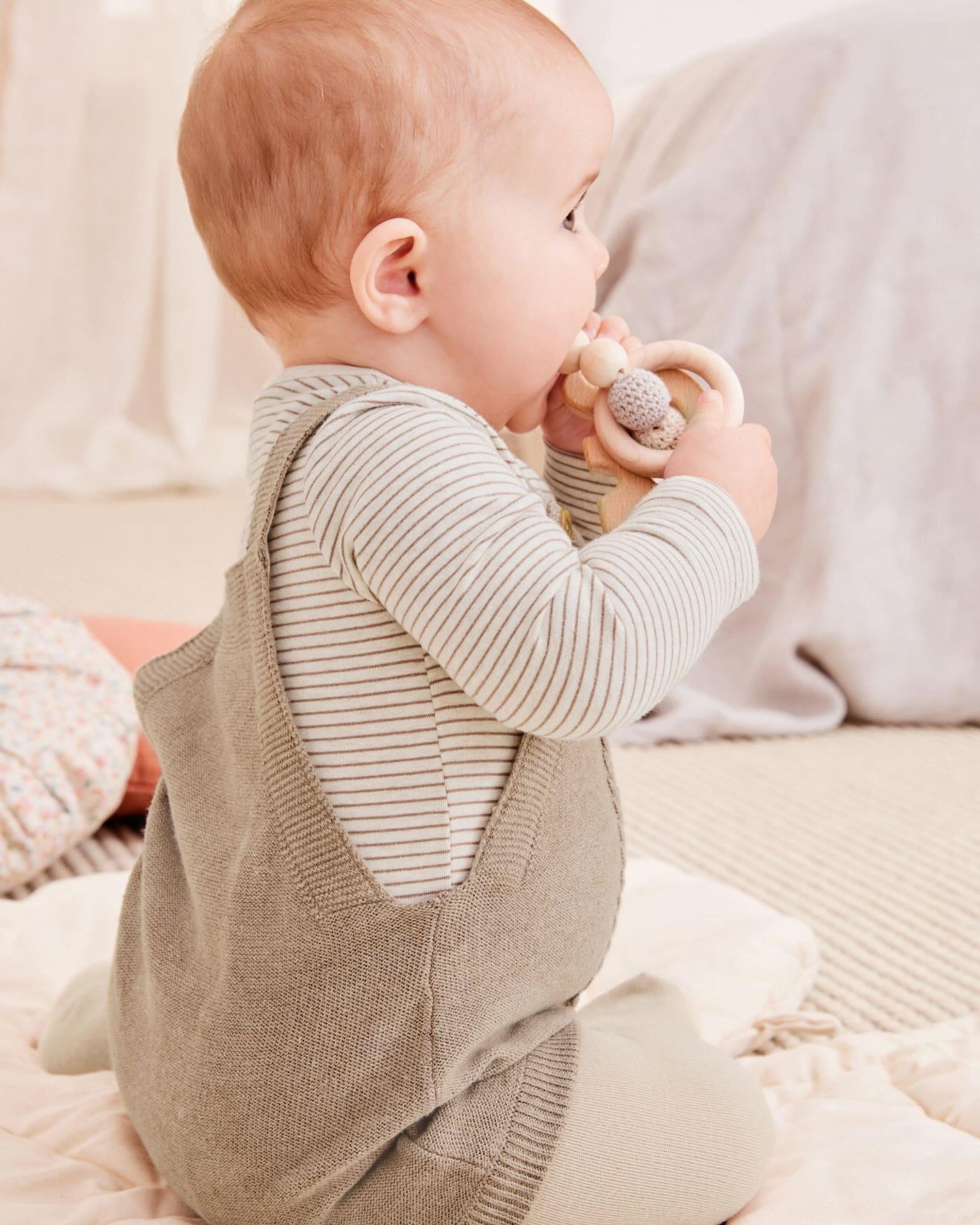 Brown Knitted Romper, Bodysuit & Legging set.