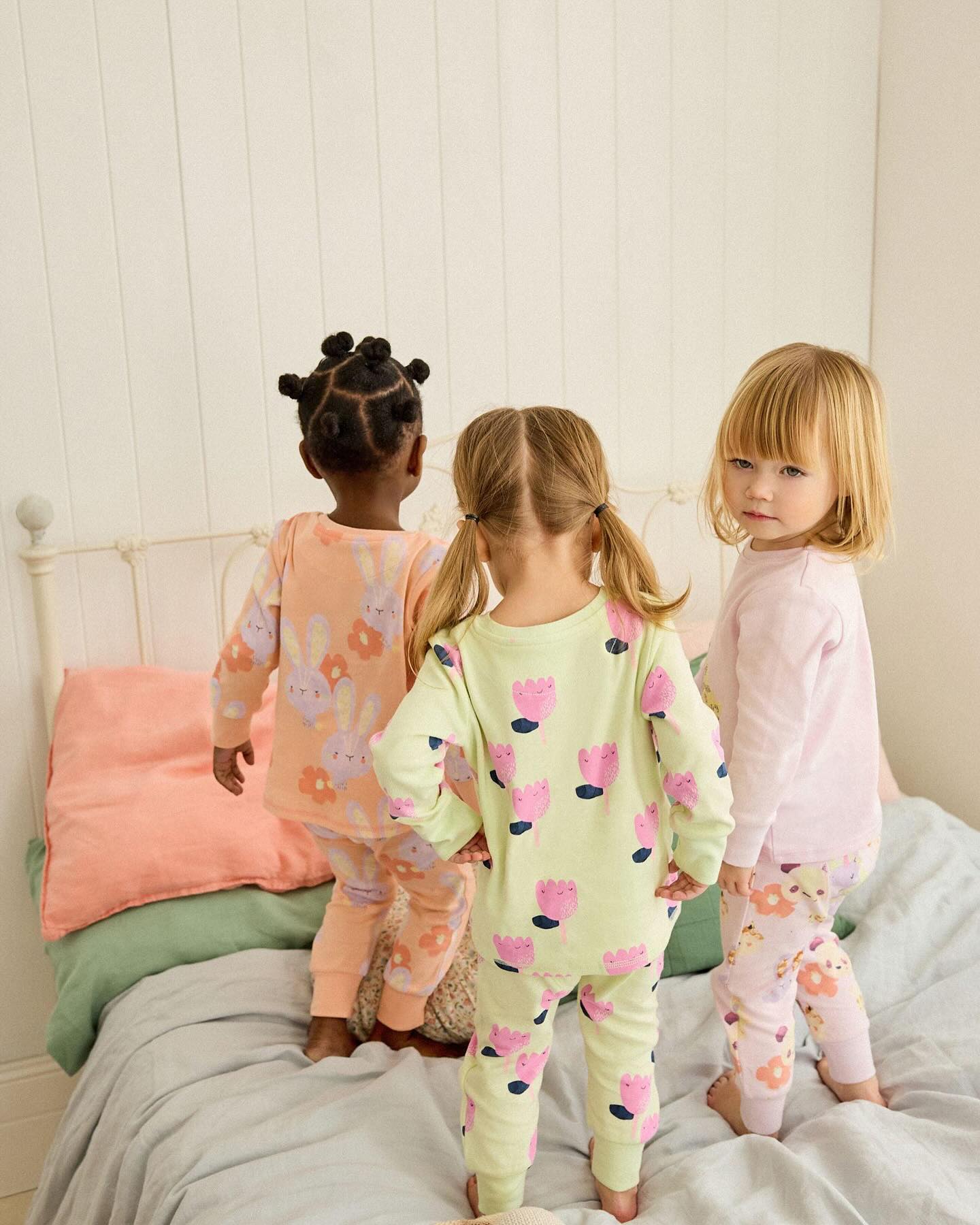 Next -Orange/ Green/ Purple Unicorn Appliqué Pyjamas 3 Pack