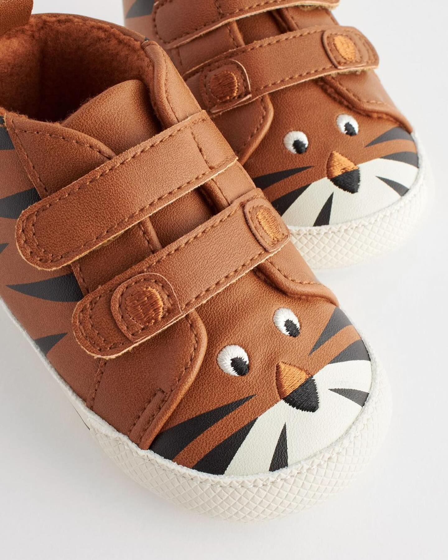 Tan Brown Tiger Shoes