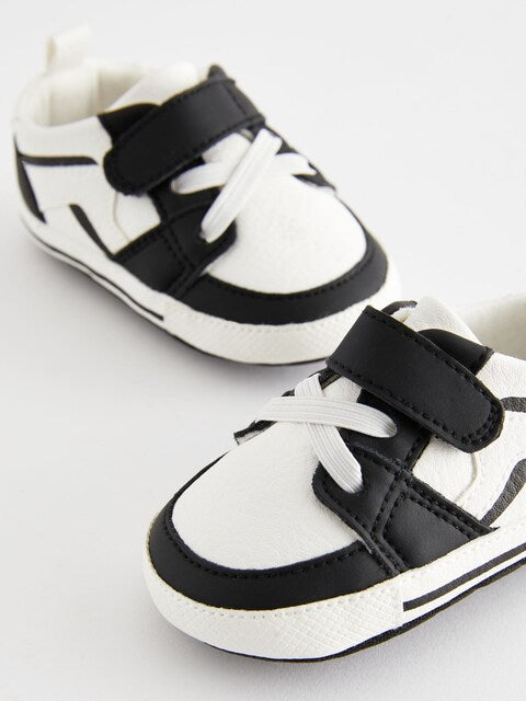 Black/White Touch Fastening Elastic Lace Baby Trainers